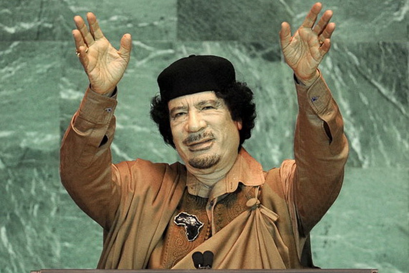 Javier Saavedra_Muamar-el-Gadafi